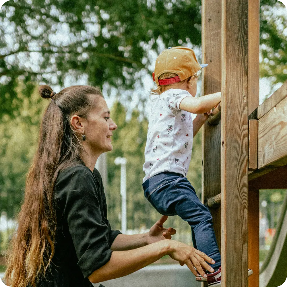 Leisure - lucas favre 6Ub5cOwEoQ unsplash - lucas favre 6Ub5cOwEoQ unsplash -